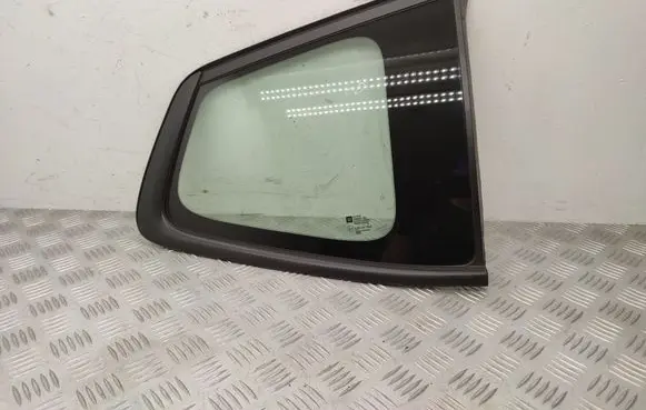 Opel Zafira C Rear side window 43R001564 12841834