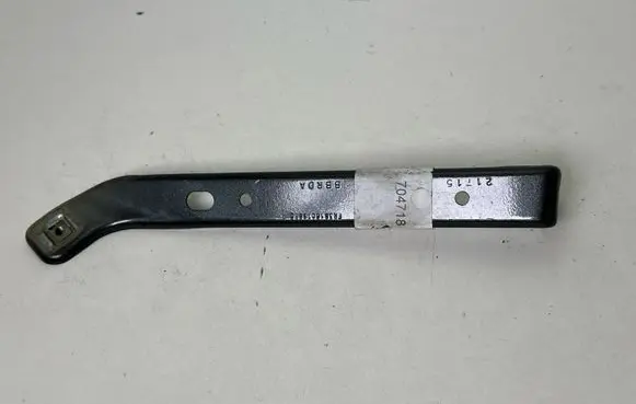 Ford Mustang VI Fender mounting bracket FR3B16C198BC