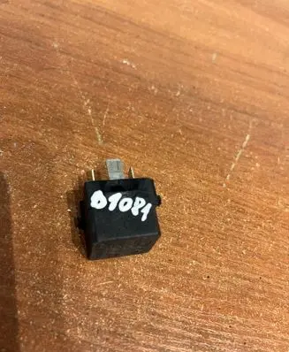 Mercedes-Benz SL R129 Other relay A0025421319 D1081