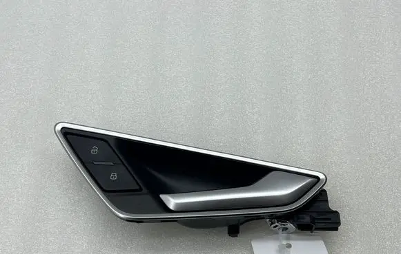 Audi Q2 - Front door interior handle 81A837020A
