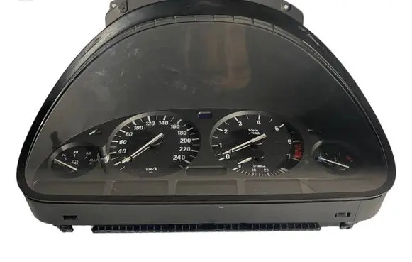 BMW 5 E39 Speedometer (instrument cluster) 8375900 62118375900