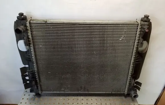 Chrysler Grand Voyager V Coolant radiator