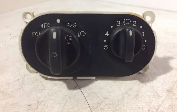 Ford Mondeo MK I Light switch 93BB13K196AC