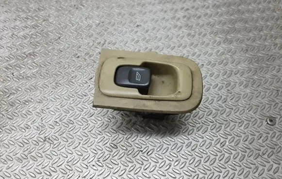 Volvo S80 Electric window control switch 9479903