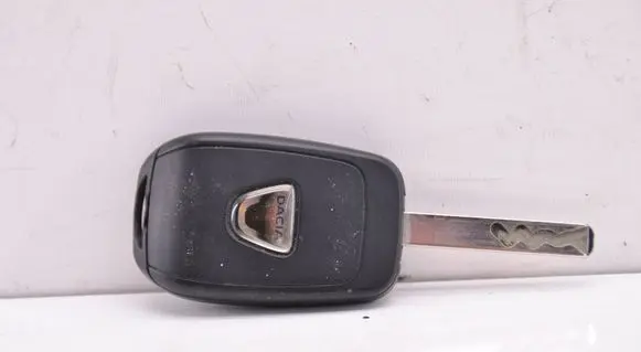 Dacia Sandero III Ignition key/card 
