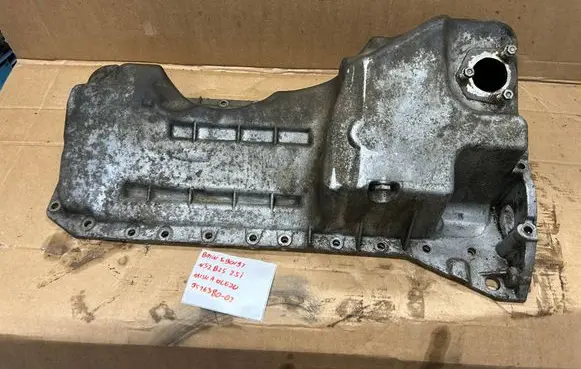 BMW 5 E60 E61 Oil sump 7516380