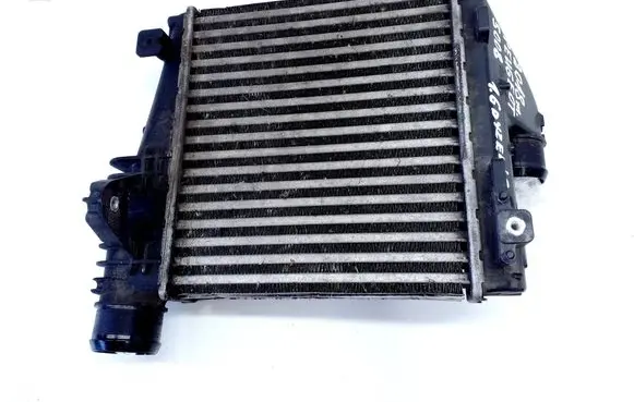 Peugeot 5008 II Intercooler radiator 9675627980 P9675627980
