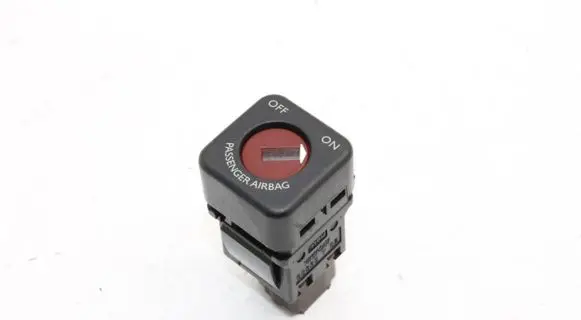 Peugeot RCZ Passenger airbag on/off switch 95835T02
