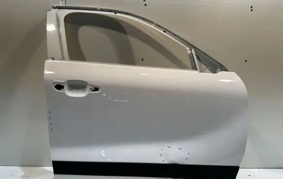 Opel Mokka B Front door
