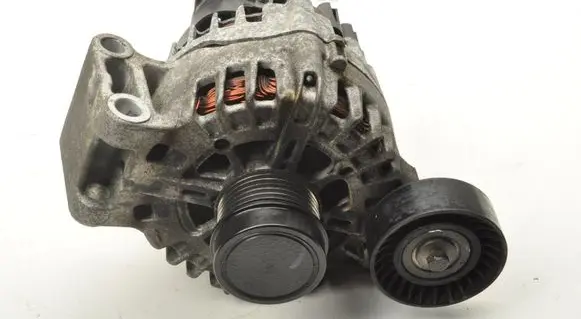 Volvo V60 Generator/alternator 31345236