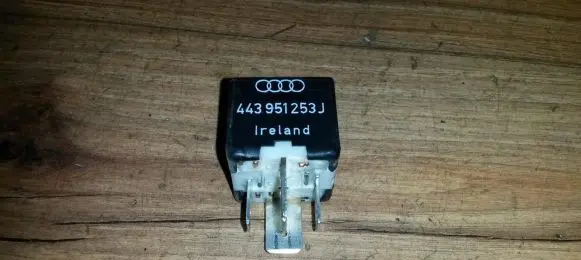 Audi A4 S4 B5 8D Other relay 431951253h Nenustatyta