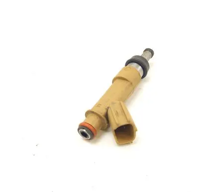 Toyota Avensis T270 Fuel injector 069083001 2325037010