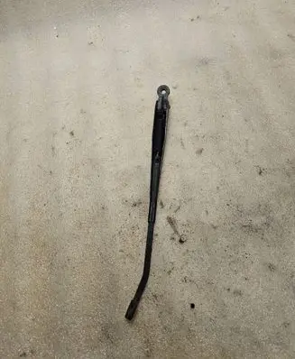 Hyundai Galloper Front wiper blade arm