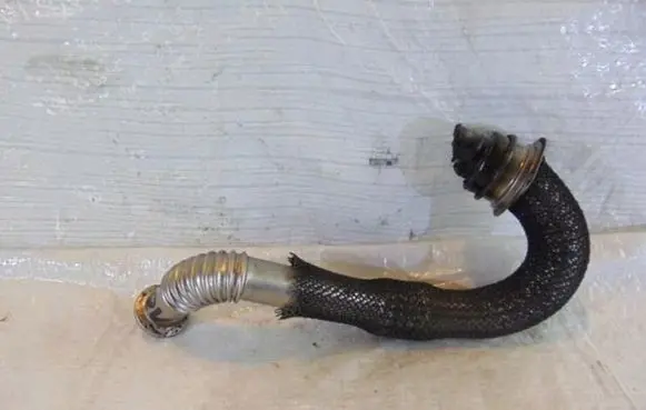 Citroen C4 I Picasso EGR valve line/pipe/hose