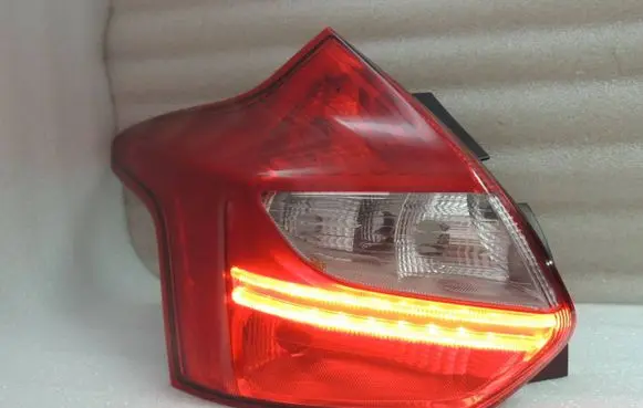 Ford Focus Rear/tail lights BM5113405BJ 1825320 BM51-13405-BL