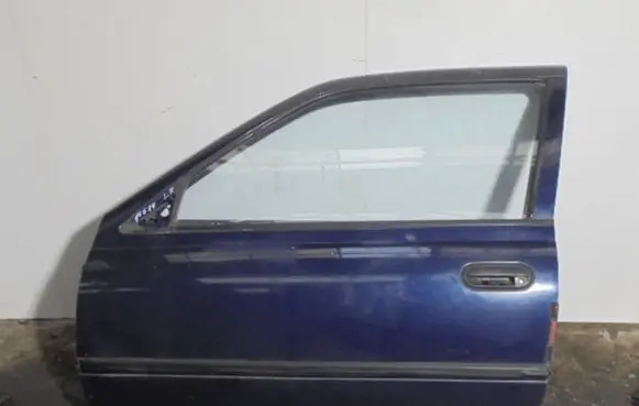 Nissan Sunny Front door