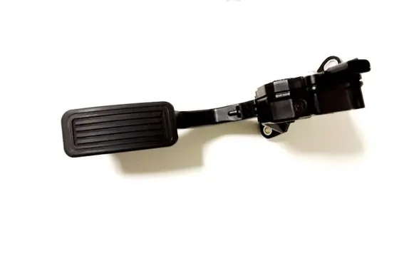 Lexus CT 200H Accelerator throttle pedal 7811076090