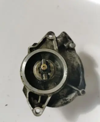 Audi A6 S6 C6 4F Vacuum pump 057145100