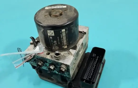Skoda Octavia Mk2 (1Z) ABS Pump 1K0614517DE IMPRK1420722