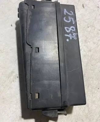 Opel Signum Fuse box set ZF231