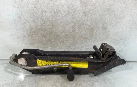 Volkswagen Golf Plus Lift Jack 1k0011031l