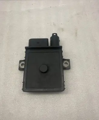 BMW X5 E53 Glow plug pre-heat relay E2110022360