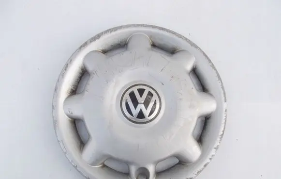 Seat Cordoba (6K) R13 wheel hub/cap/trim 6K0601147S