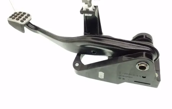 Mercedes-Benz CLA C117 X117 W117 Brake pedal A2462920208 A2462900019
