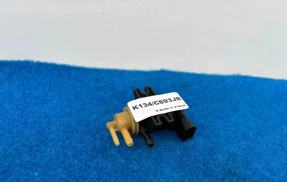 Volkswagen Golf V Turbo solenoid valve 1K0906627B