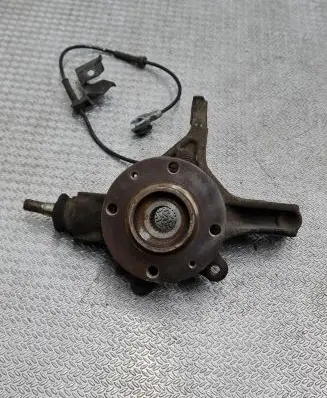 Peugeot 308 Front wheel hub spindle knuckle