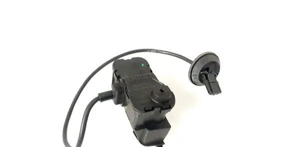 Fuel tank cap lock motor