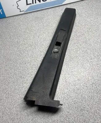 BMW 3 E36 (B) pillar trim (bottom) 1977756