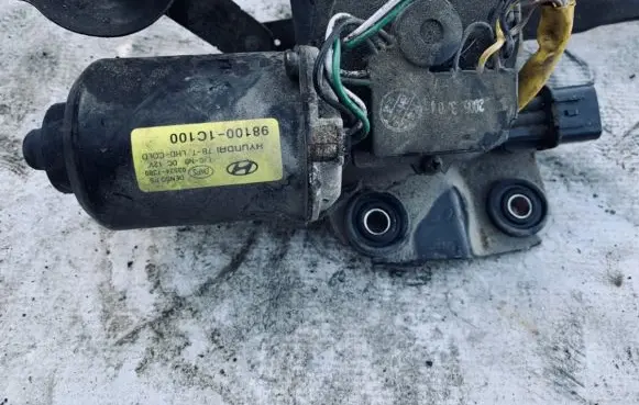 Hyundai Getz Wiper motor 981001c100 98100-1c100