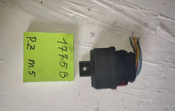 Opel Astra G Other relay 240102