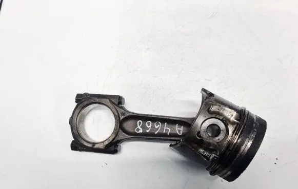Volvo V50 Piston with connecting rod
