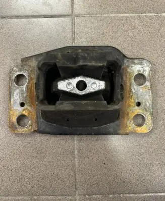 Ford S-MAX Engine mount bracket 30680699