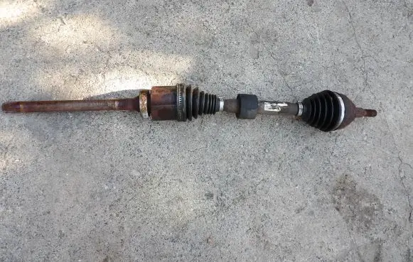 Ford Kuga I Front driveshaft