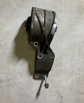 Land Rover Range Rover L322 Front differential bracket 7H426068BB