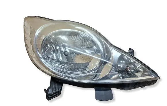 Peugeot 107 Headlight/headlamp 811100H030 89033104