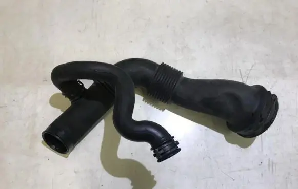 Ford Galaxy Air intake hose/pipe 6g919c623dg 6g91-9c623-dg