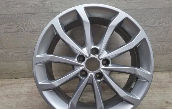 Audi A4 S4 B9 R18 alloy rim 8W0601025AD