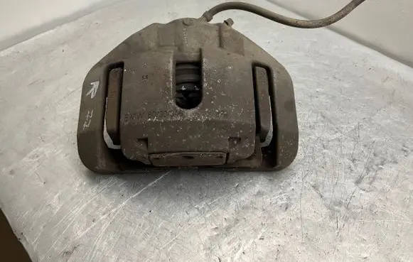 BMW 5 E60 E61 Front brake caliper 6030348