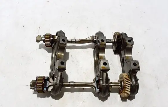 Mercedes-Benz C W206 Balance shaft A2540305700