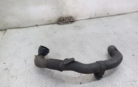 Volkswagen PASSAT B7 Engine coolant pipe/hose 1K0122291BM