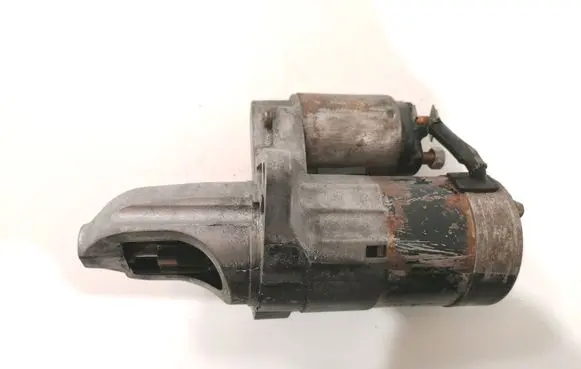 Subaru Forester SF Starter motor 23300AA380 M000T81681