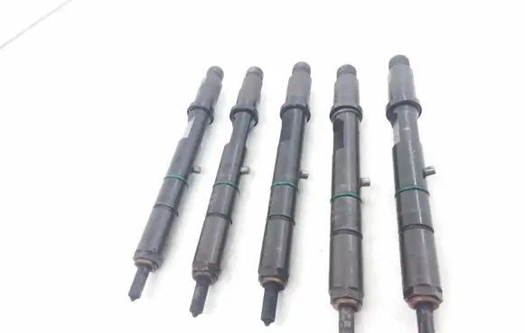 Audi A6 S6 C5 4B Fuel injector 059130201E 0432133836