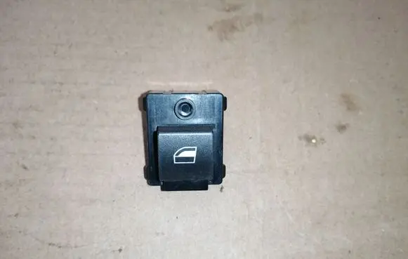 BMW 7 E65 E66 Electric window control switch 8379597