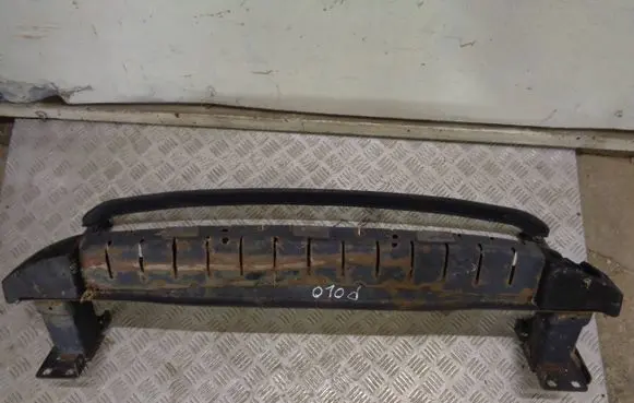 Volkswagen Polo V 6R Front bumper cross member 