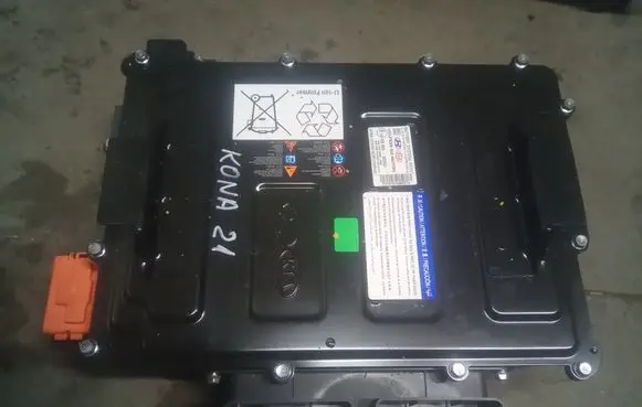 Hyundai Kona I Hybrid / electric car battery 