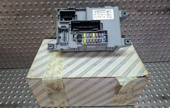 Fiat 500 Fuse box set S26340064 00518439720